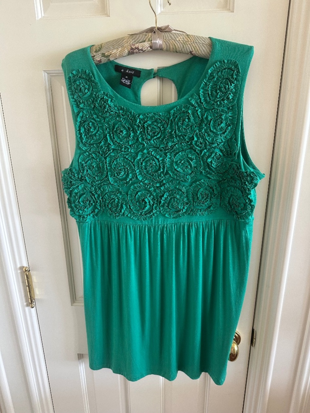 U-KNIT KELLY GREEN FLOWERED TUNIC, SLEEVELESS-NWT/XL